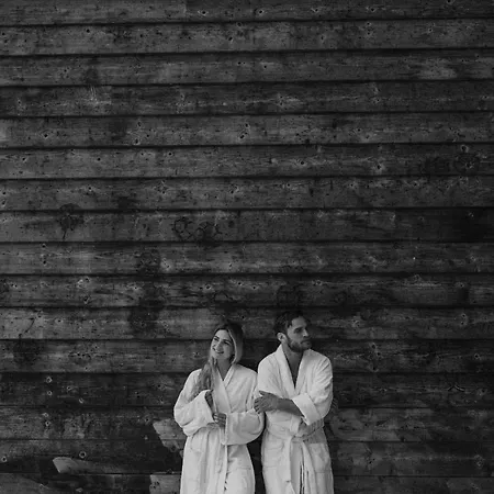 Naturel Hoteldorf Seeleitn Holiday park