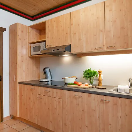Aparthotel Naturel Hoteldorf Seeleitn 3*