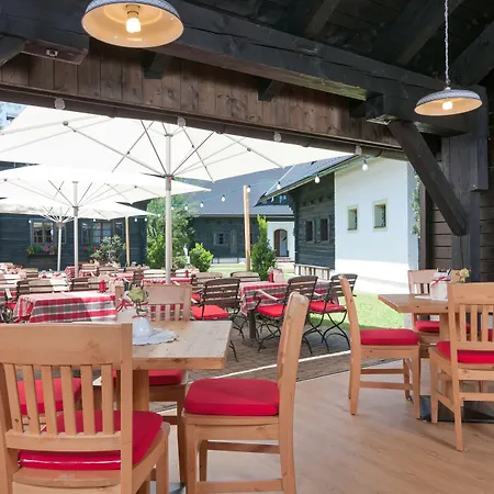 Naturel Hoteldorf Seeleitn 3*