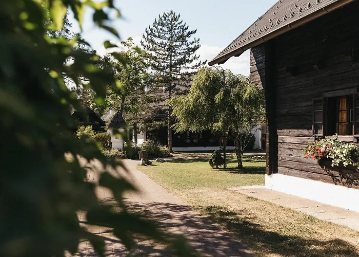 Naturel Hoteldorf Seeleitn 3* Faak am See